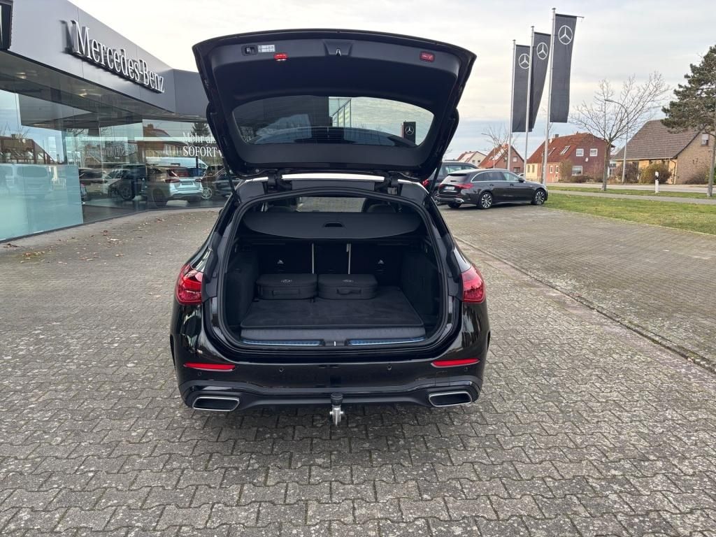 Mercedes-Benz C 300 2025