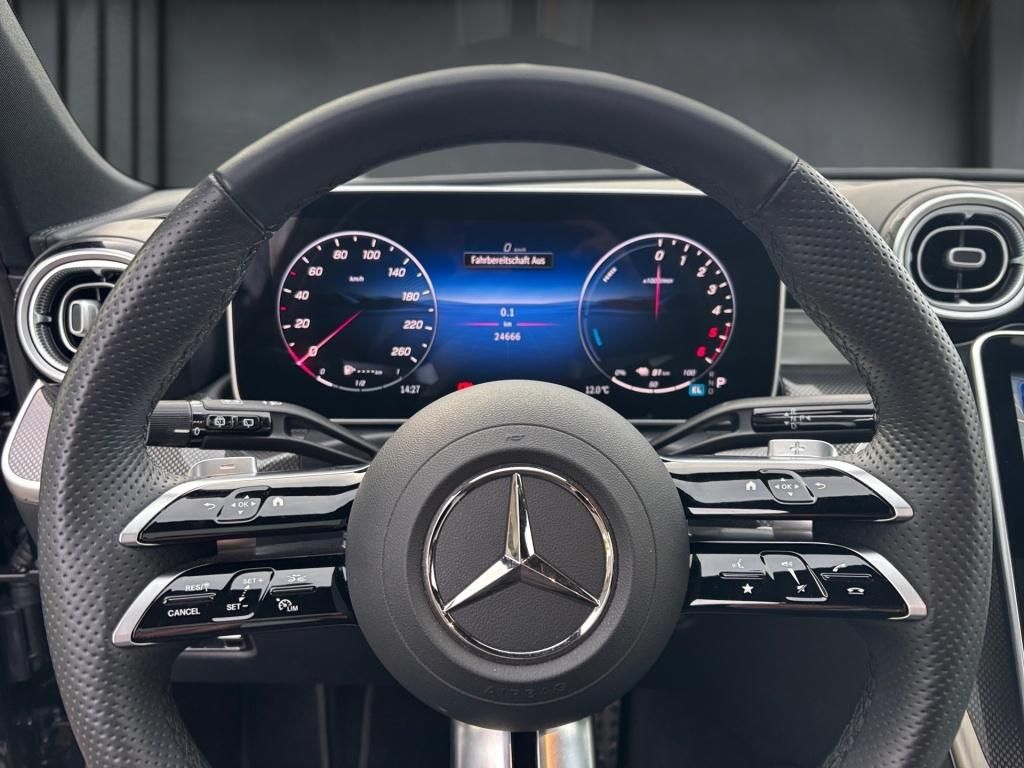 Mercedes-Benz C 300 2025