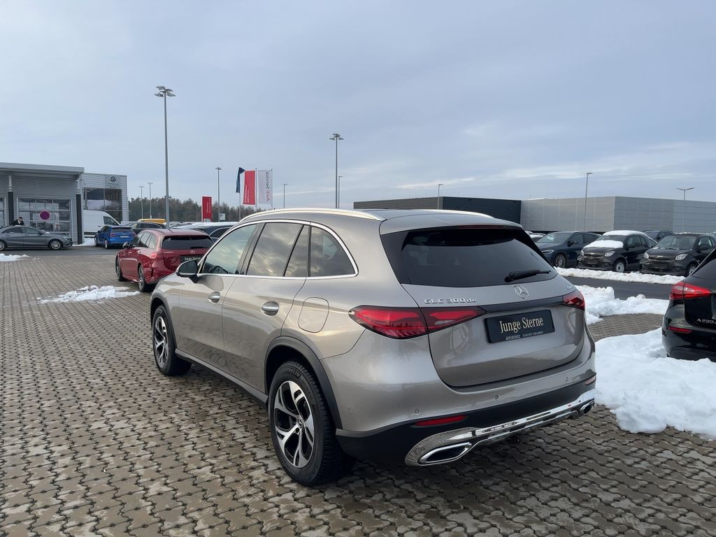 Mercedes-Benz GLC 300 2024