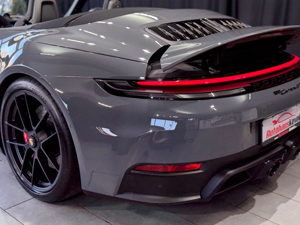 Porsche 992 2025