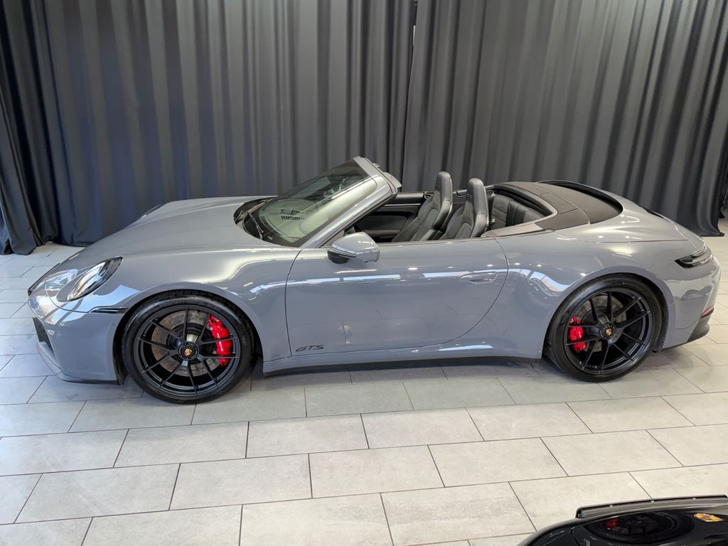 Porsche 992 2025