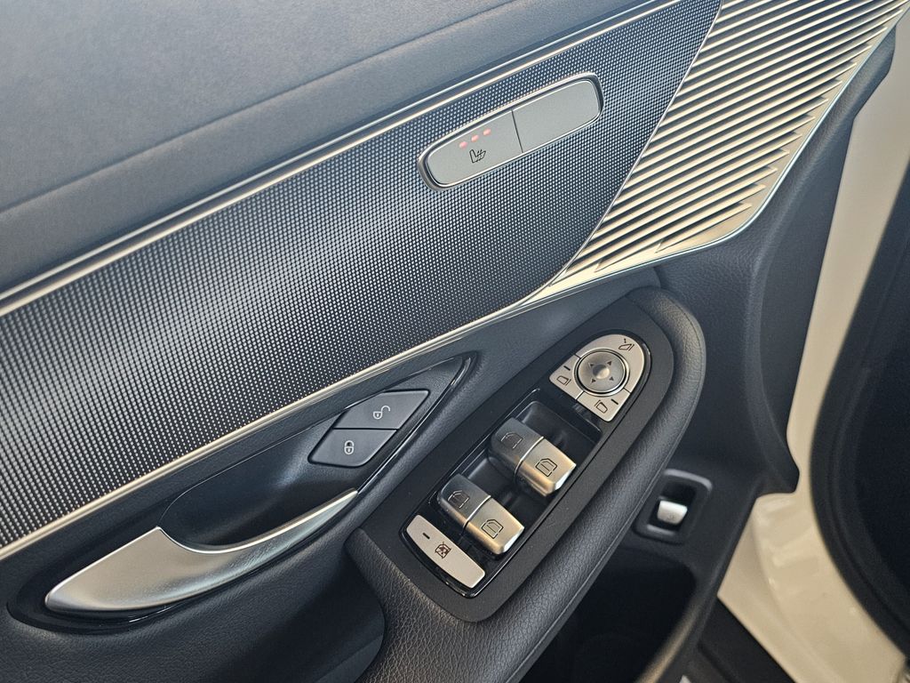 Mercedes-Benz EQC 2022