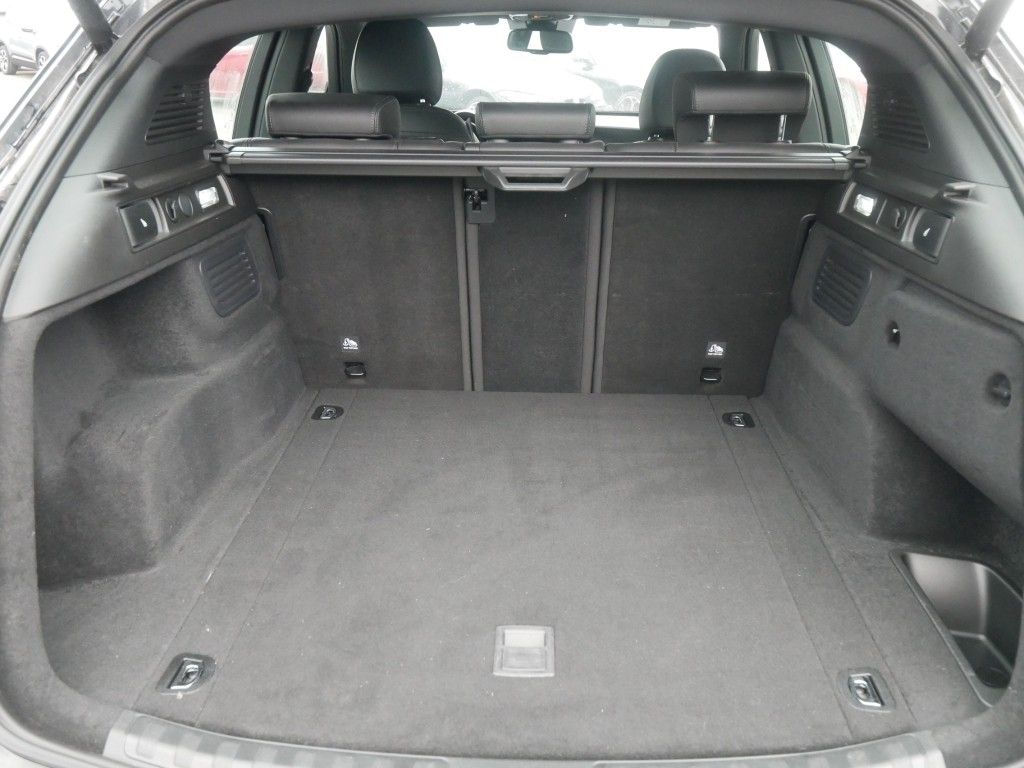 Alfa Romeo Stelvio 2023