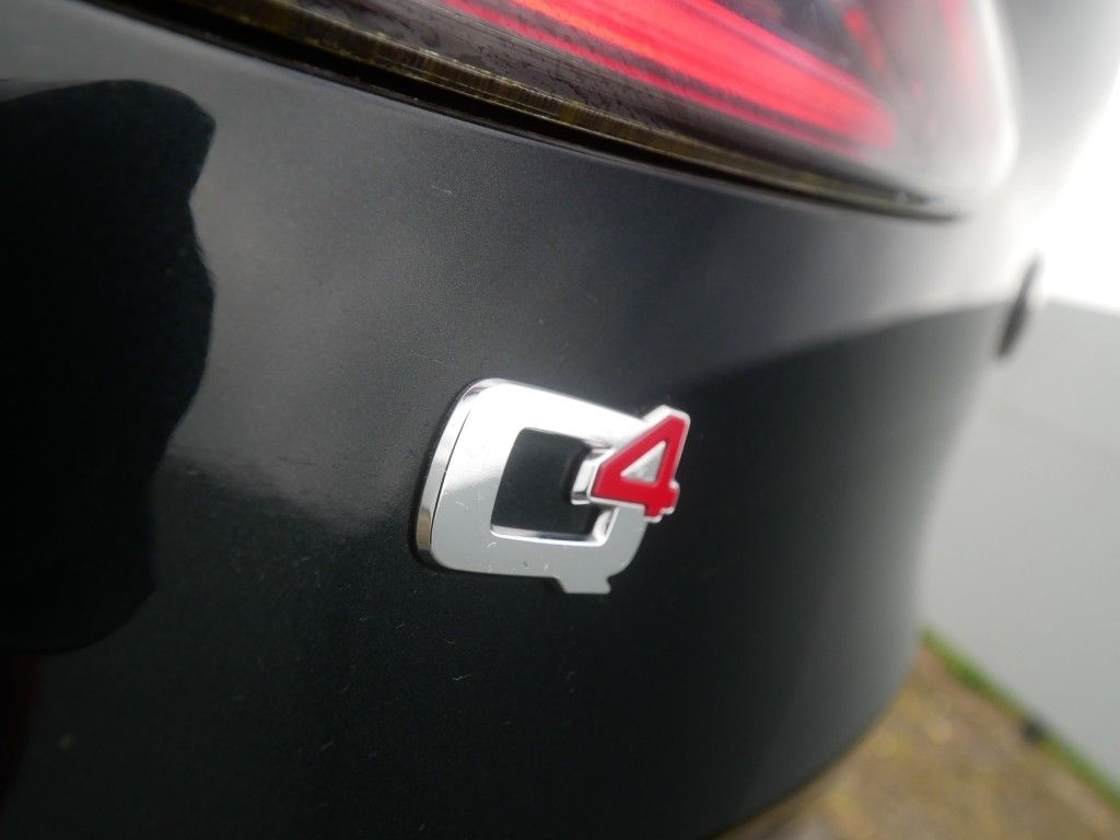 Alfa Romeo Stelvio 2023