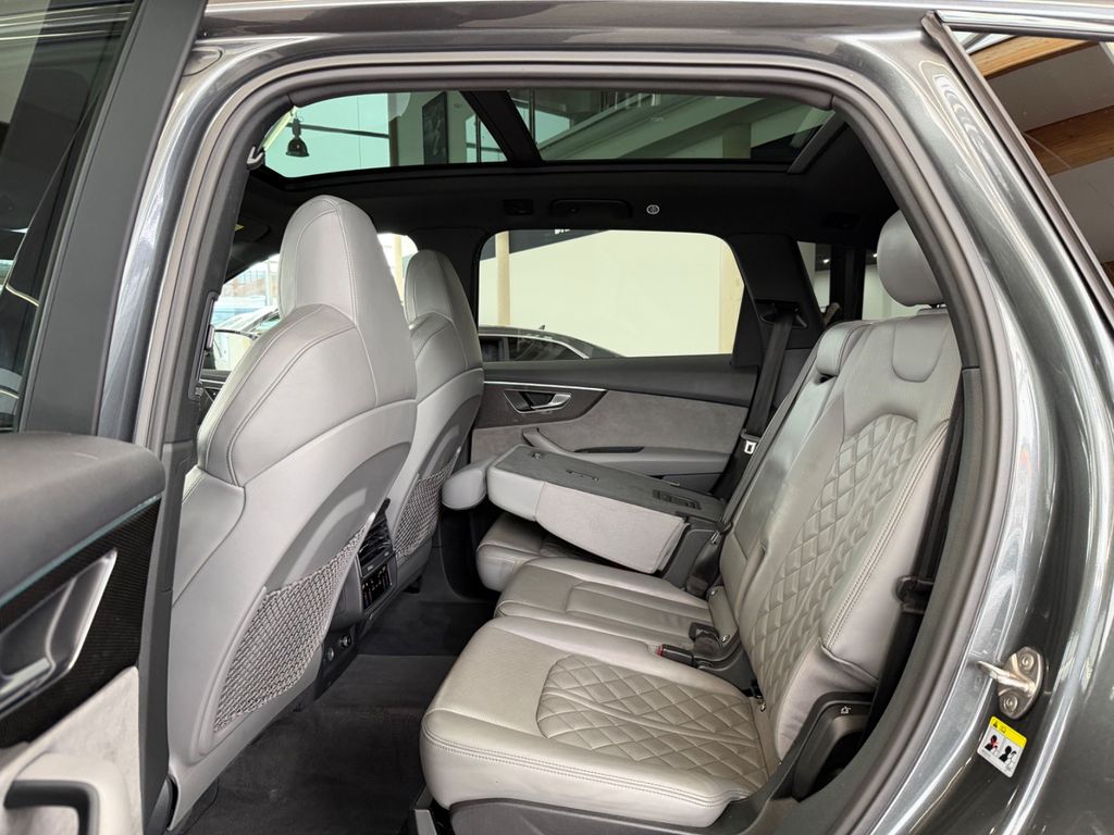 Audi SQ7 2021