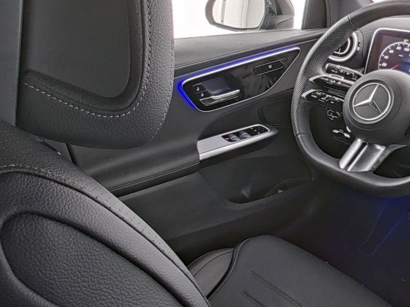 Mercedes-Benz GLC 300 2024