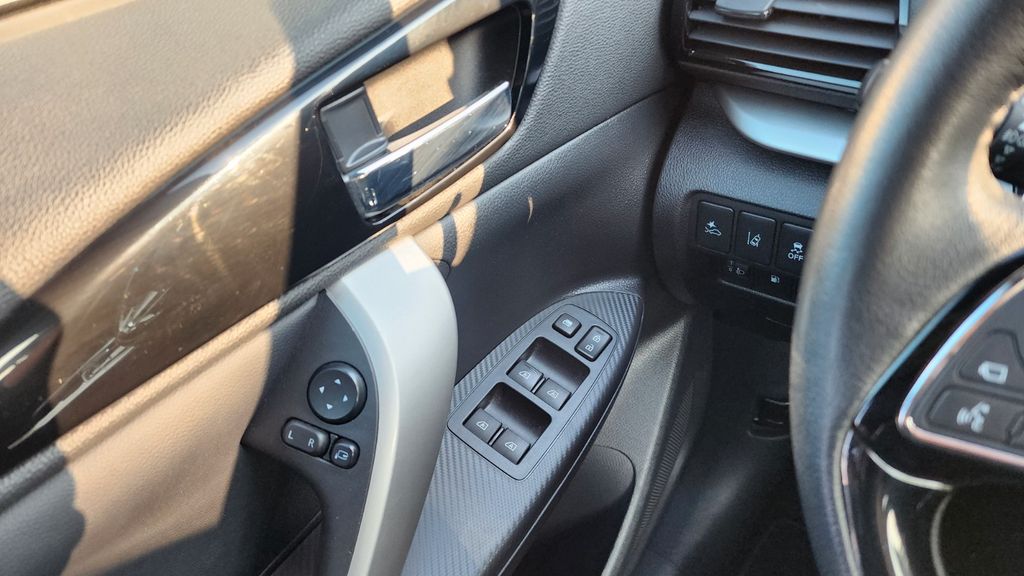 Mitsubishi Eclipse Cross 2023