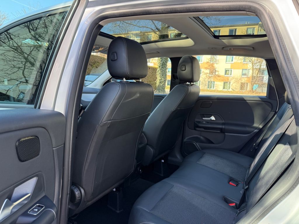 Mercedes-Benz B 220 2022