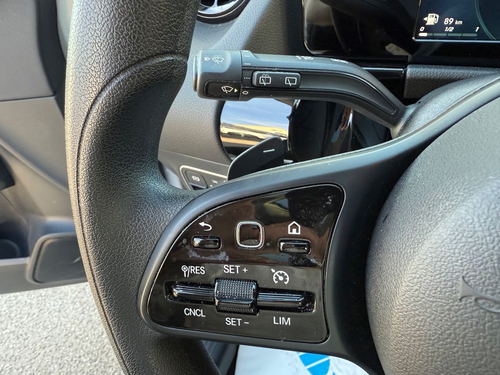 Mercedes-Benz B 220 2022
