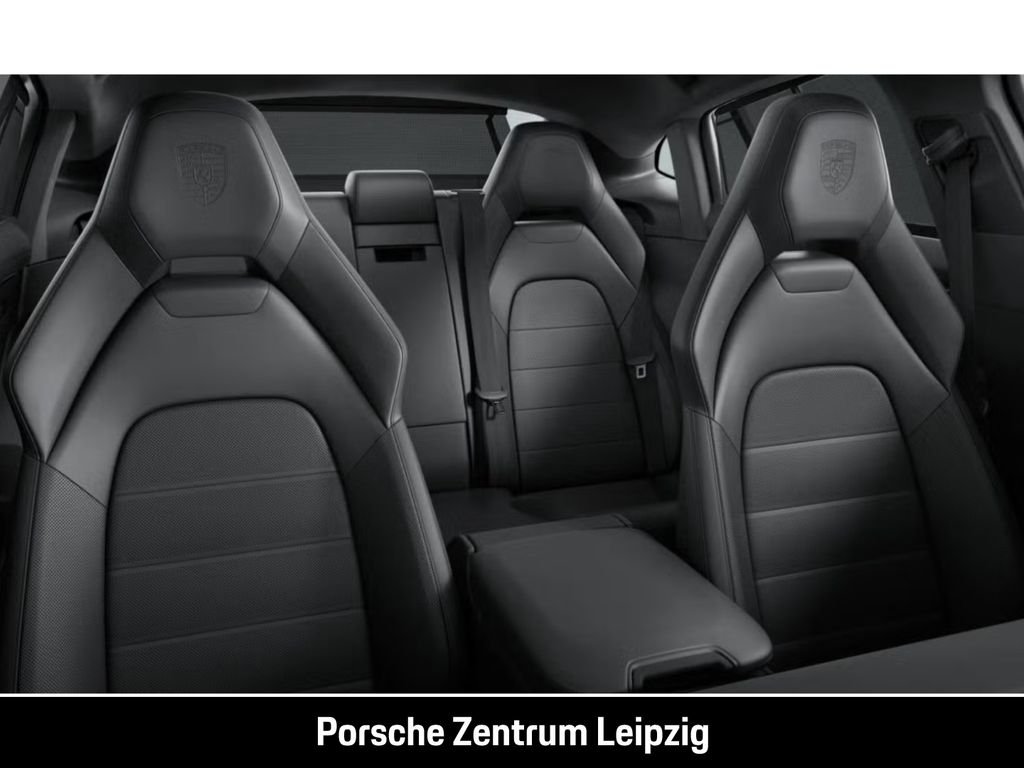 Porsche Panamera 2024