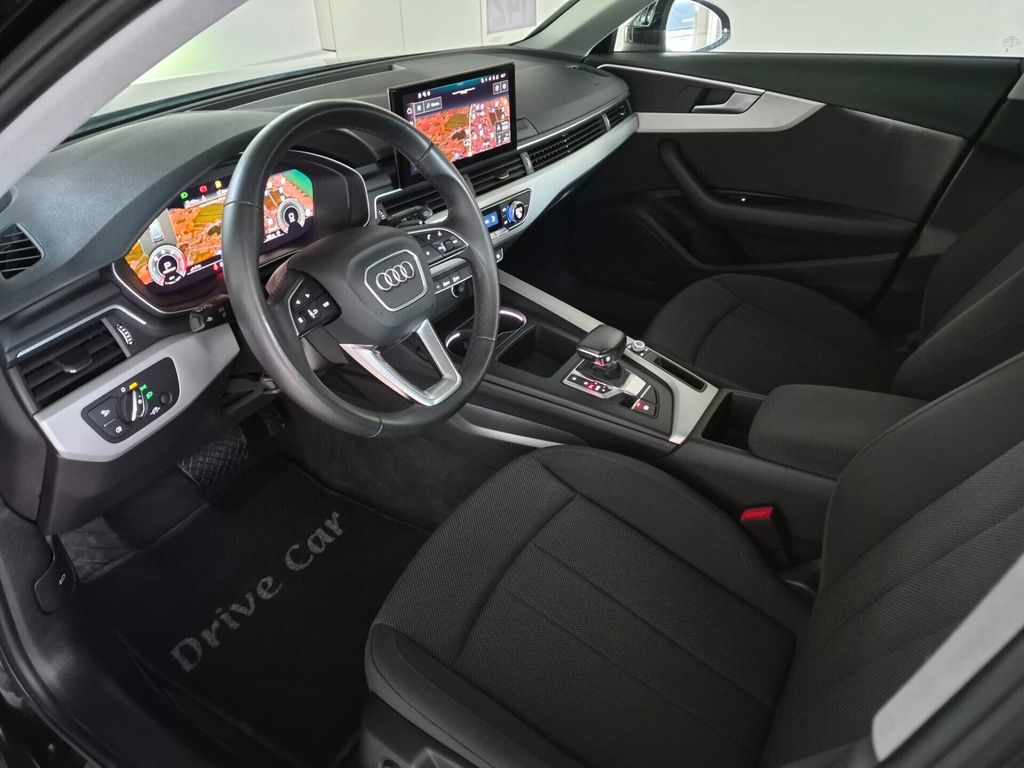 Audi A4 2023