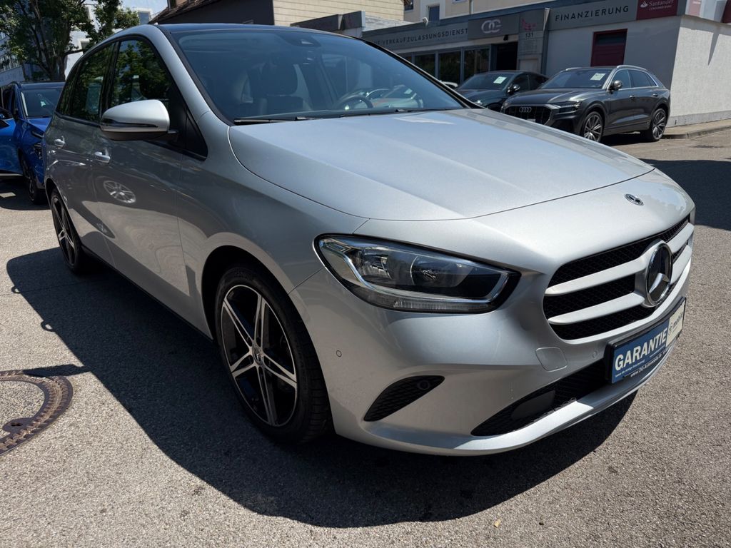 Mercedes-Benz B 220 2022