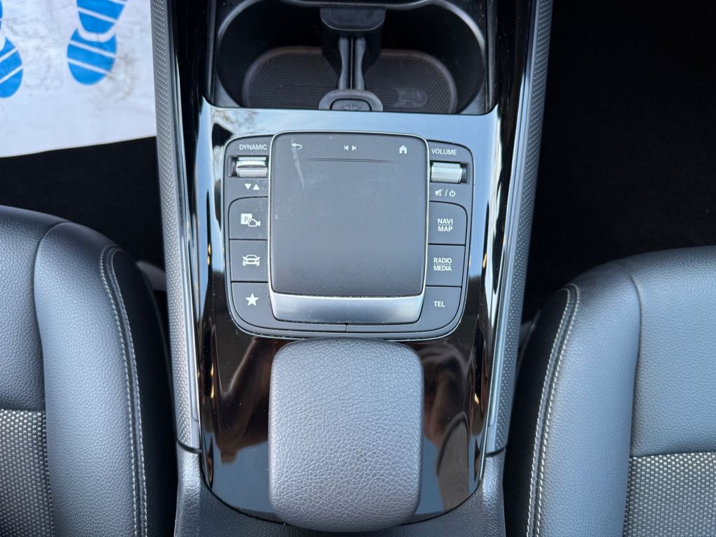 Mercedes-Benz B 220 2022