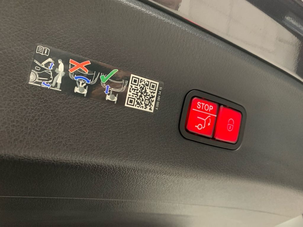 Mercedes-Benz GLC 300 2024