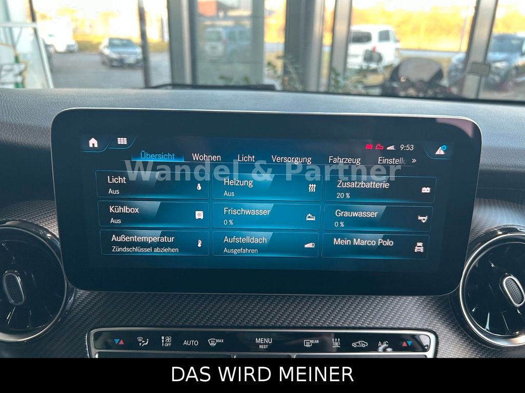 Mercedes-Benz 220 2022