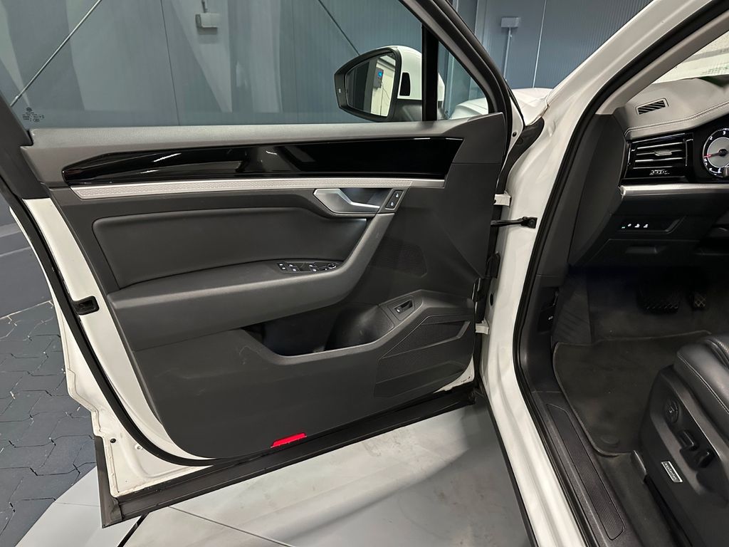 Volkswagen Touareg 2021