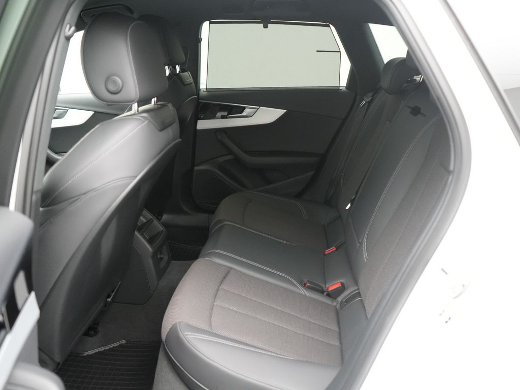 Audi A4 2022