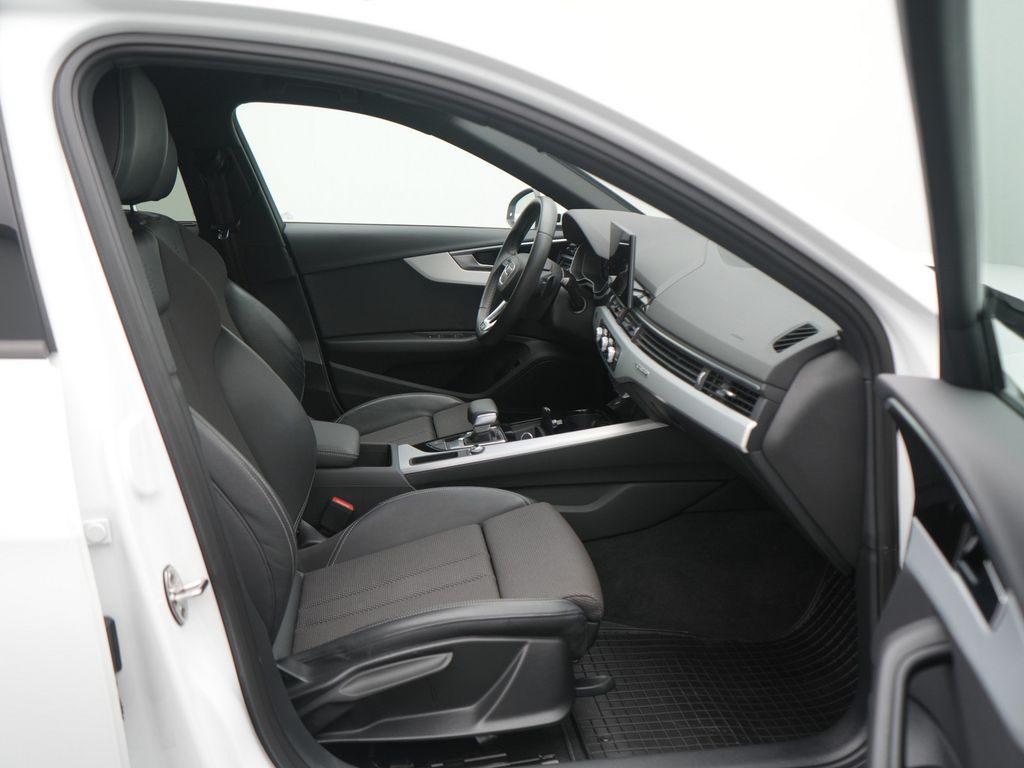 Audi A4 2022