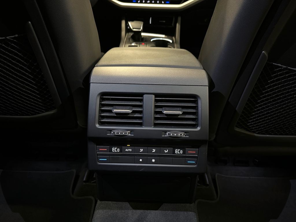 Volkswagen Touareg 2021