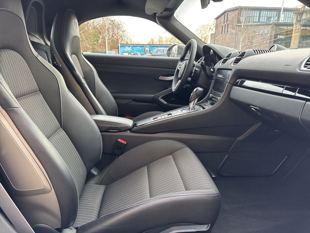 Porsche Boxster 2020