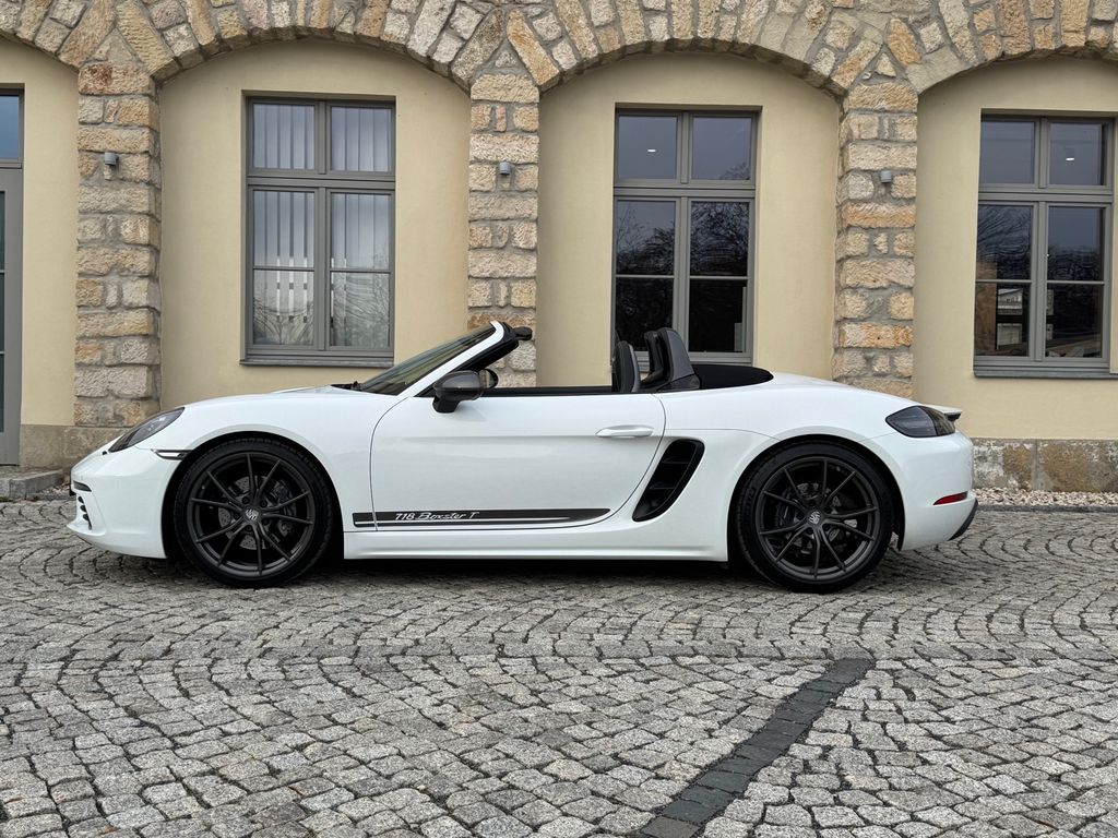 Porsche Boxster 2020