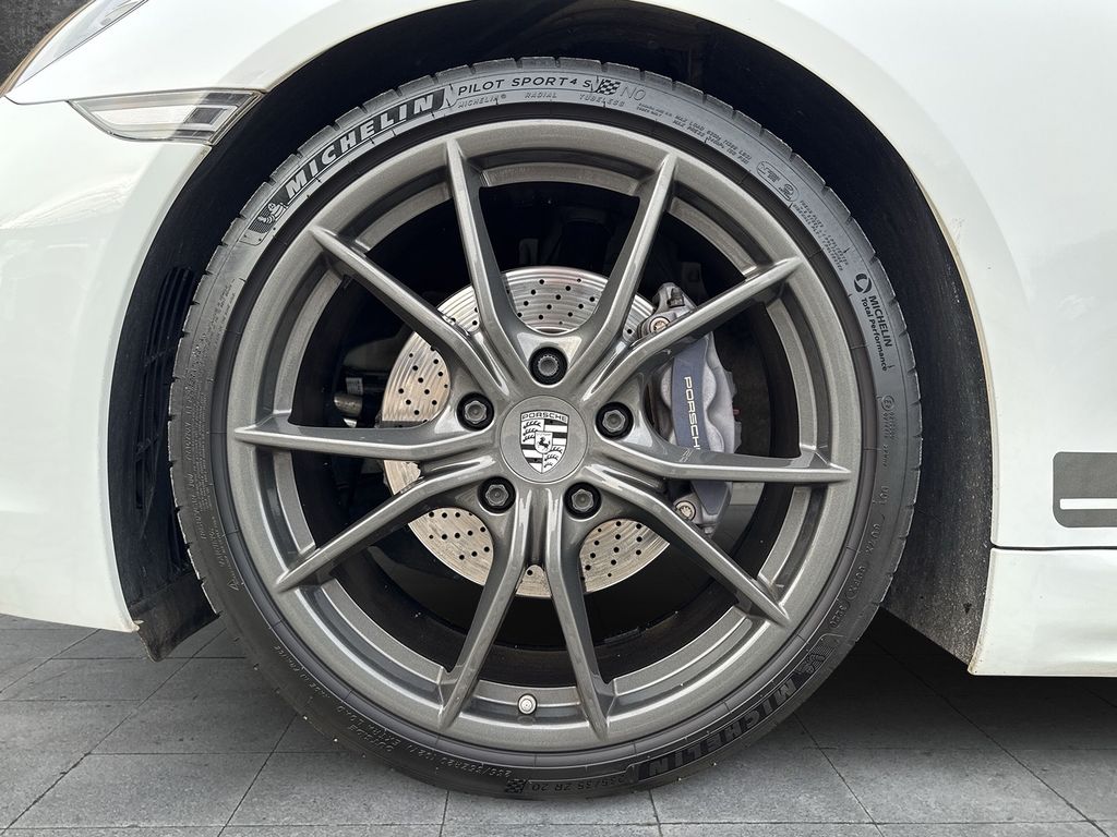 Porsche Boxster 2020