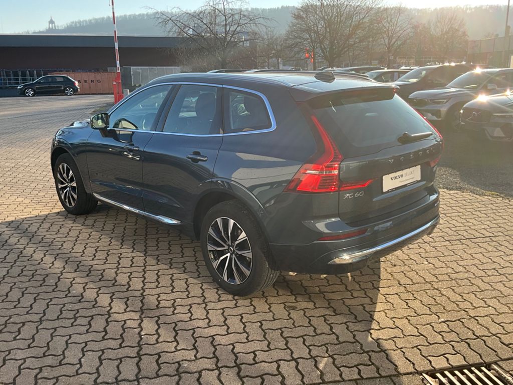 Volvo XC60 2022