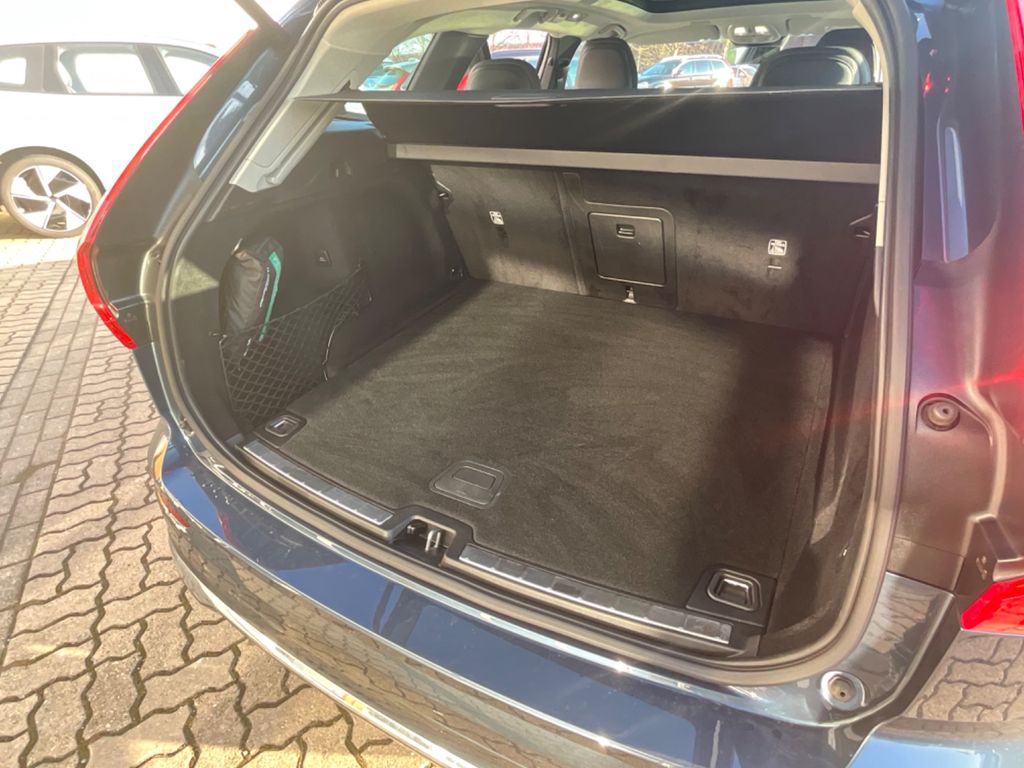Volvo XC60 2022