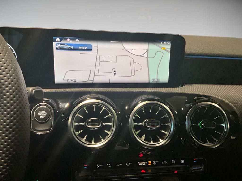 Mercedes-Benz A 250 2025