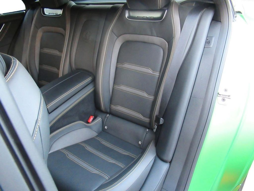 Mercedes-Benz AMG GT 2024