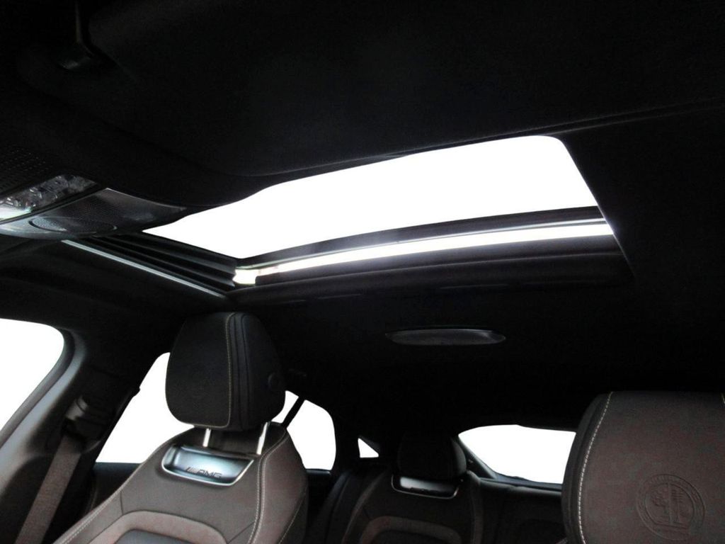 Mercedes-Benz AMG GT 2024