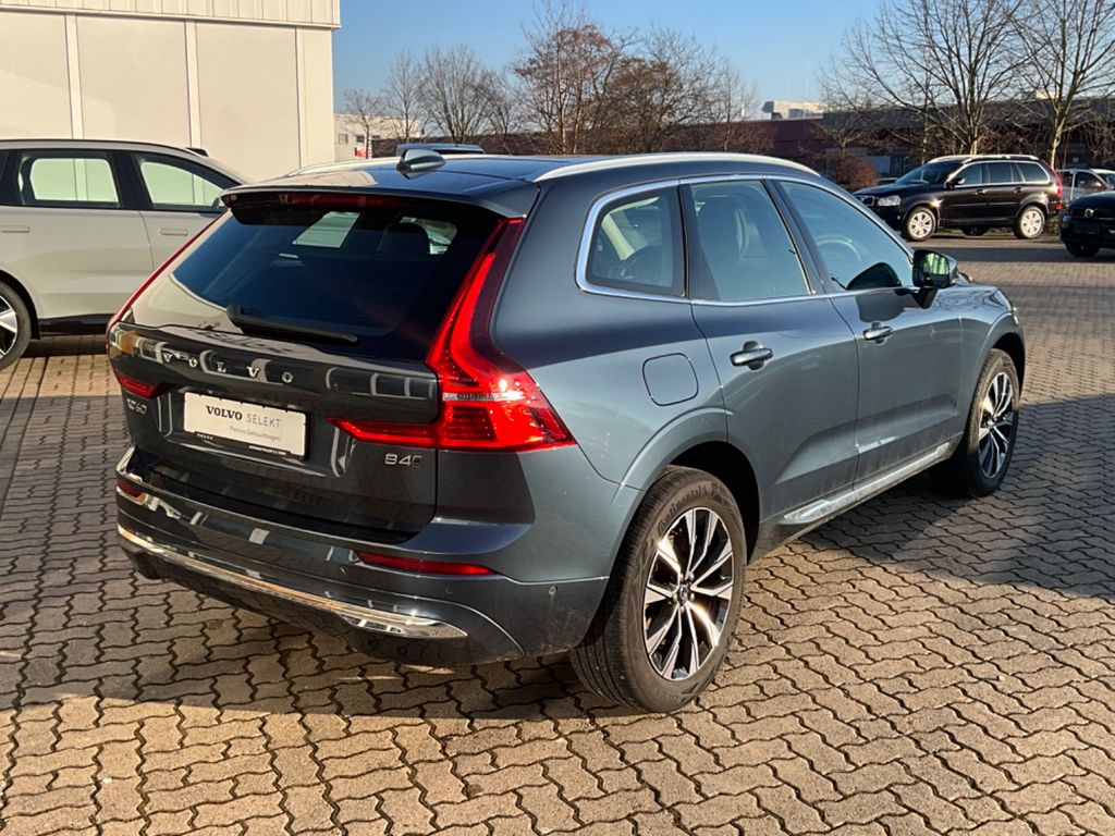Volvo XC60 2022