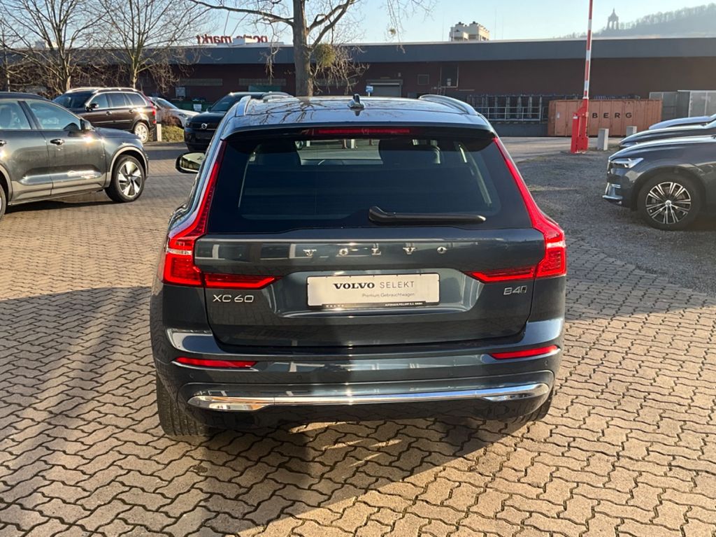 Volvo XC60 2022