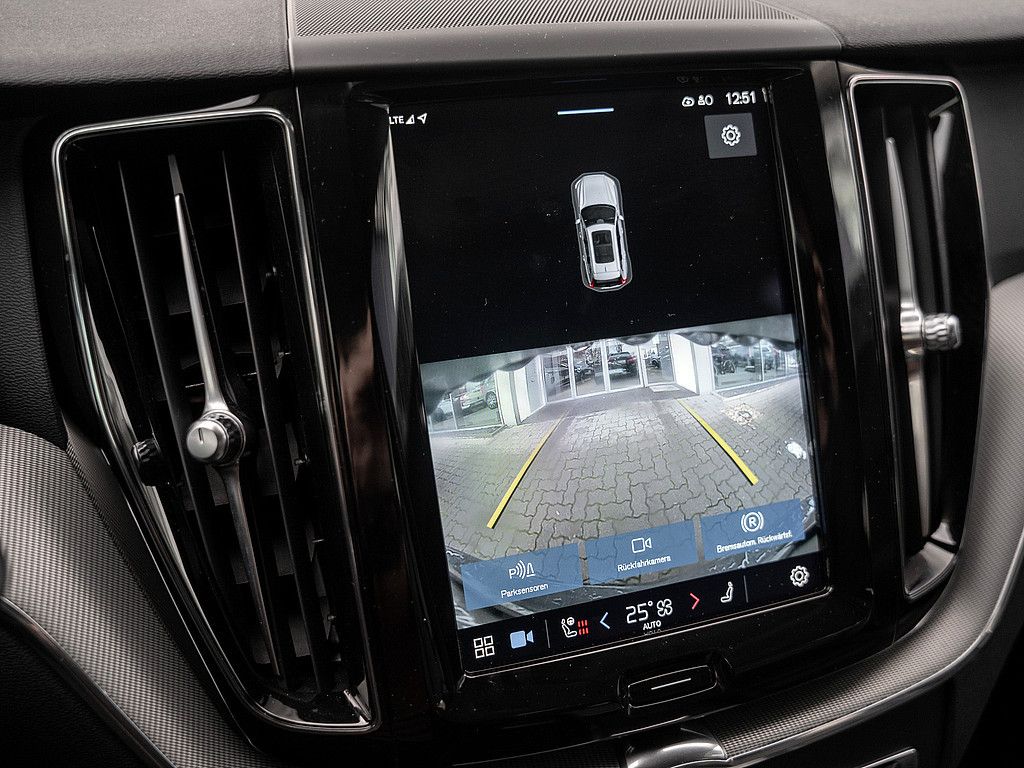 Volvo XC60 2022