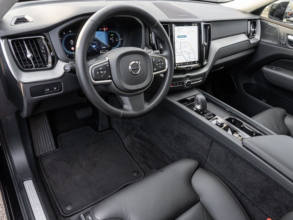 Volvo XC60 2025