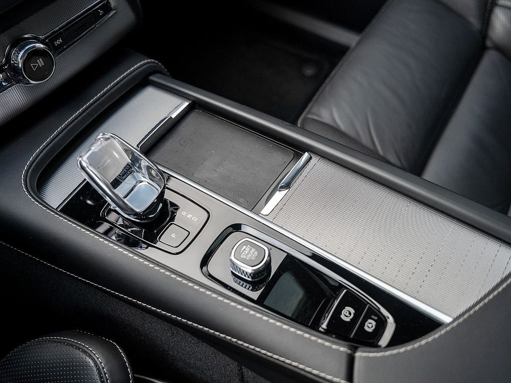 Volvo XC90 2023