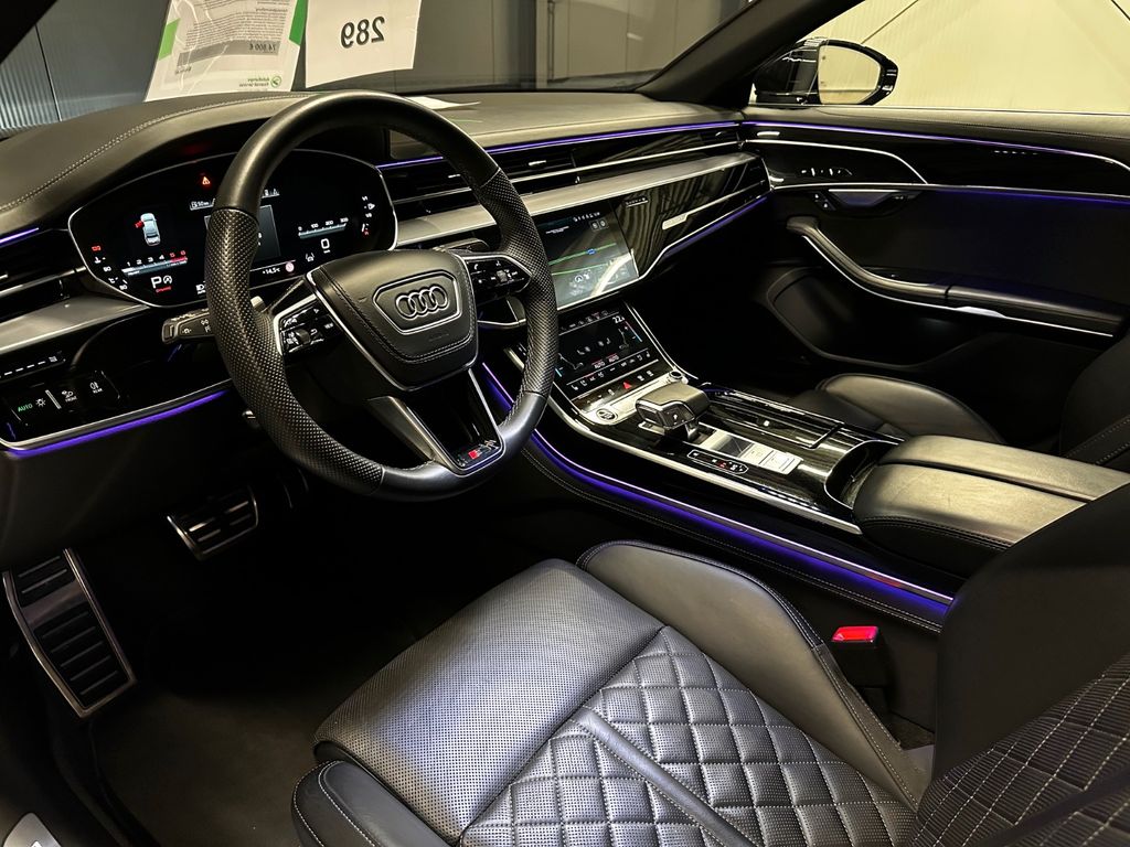 Audi A8 2022