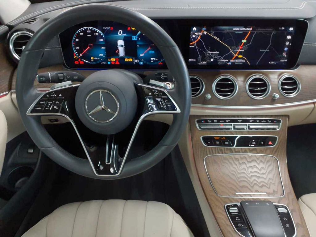 Mercedes-Benz E 300 2022