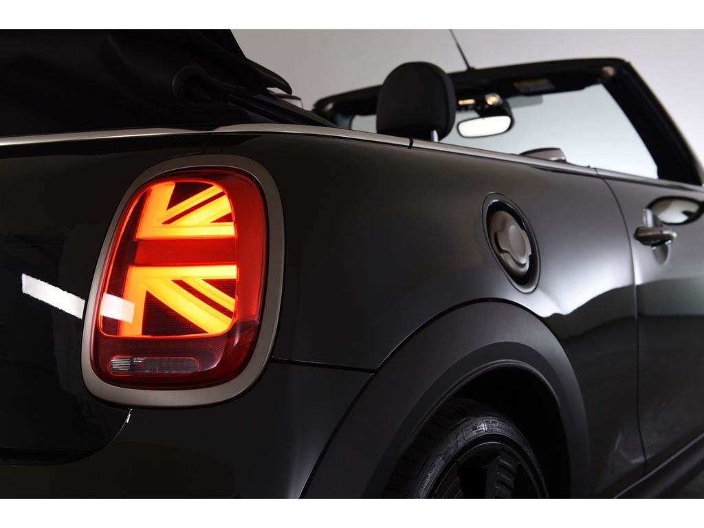 MINI Cooper S Cabrio 2024