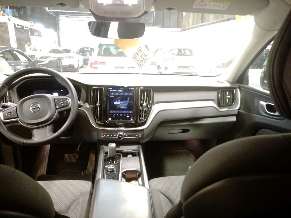 Volvo XC60 2022