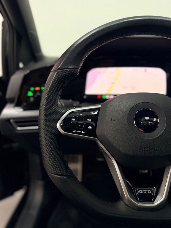 Volkswagen Golf 2023