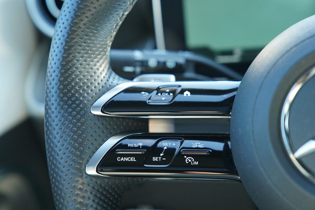 Mercedes-Benz GLC 300 2023