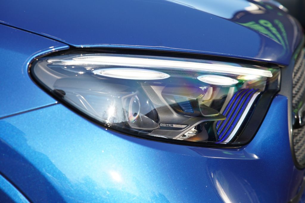 Mercedes-Benz GLC 300 2023