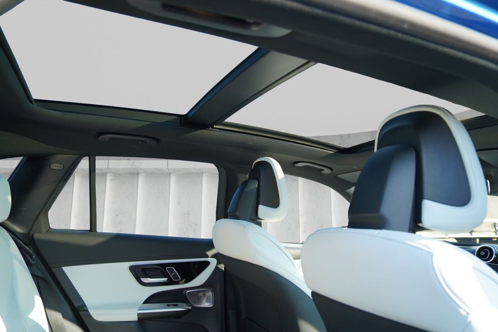 Mercedes-Benz GLC 300 2023