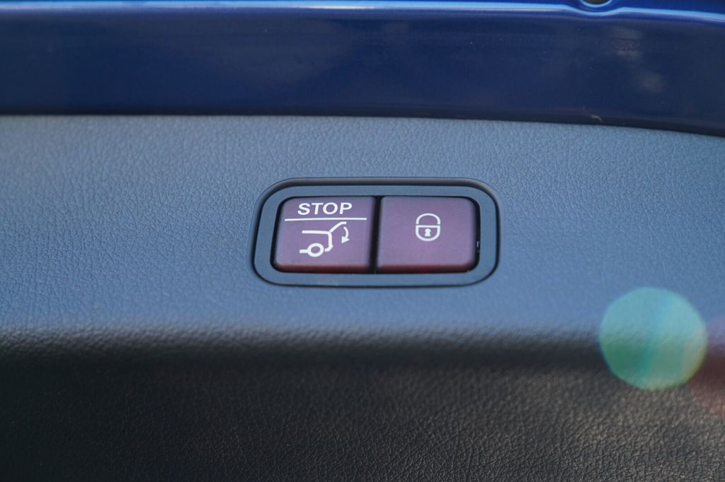 Mercedes-Benz GLC 300 2023