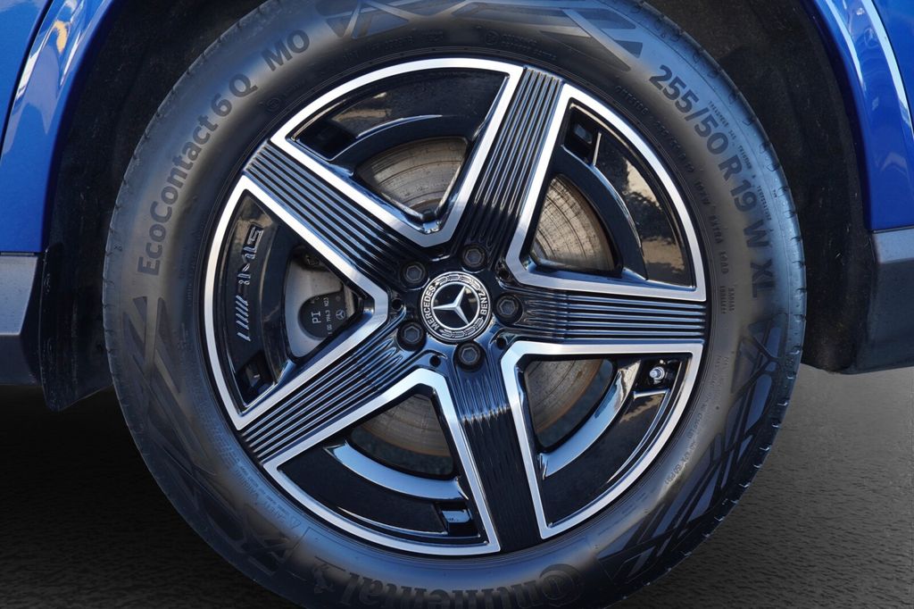 Mercedes-Benz GLC 300 2023