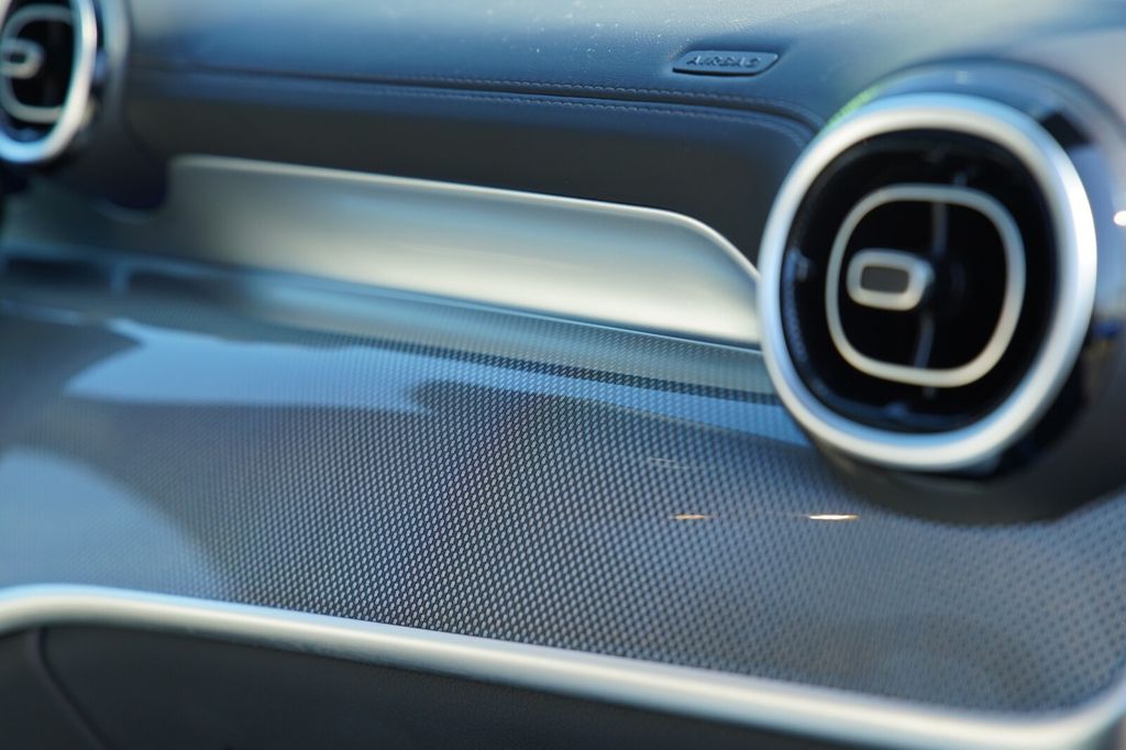 Mercedes-Benz GLC 300 2023