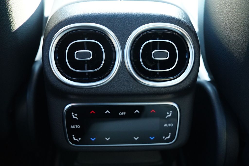 Mercedes-Benz GLC 300 2023