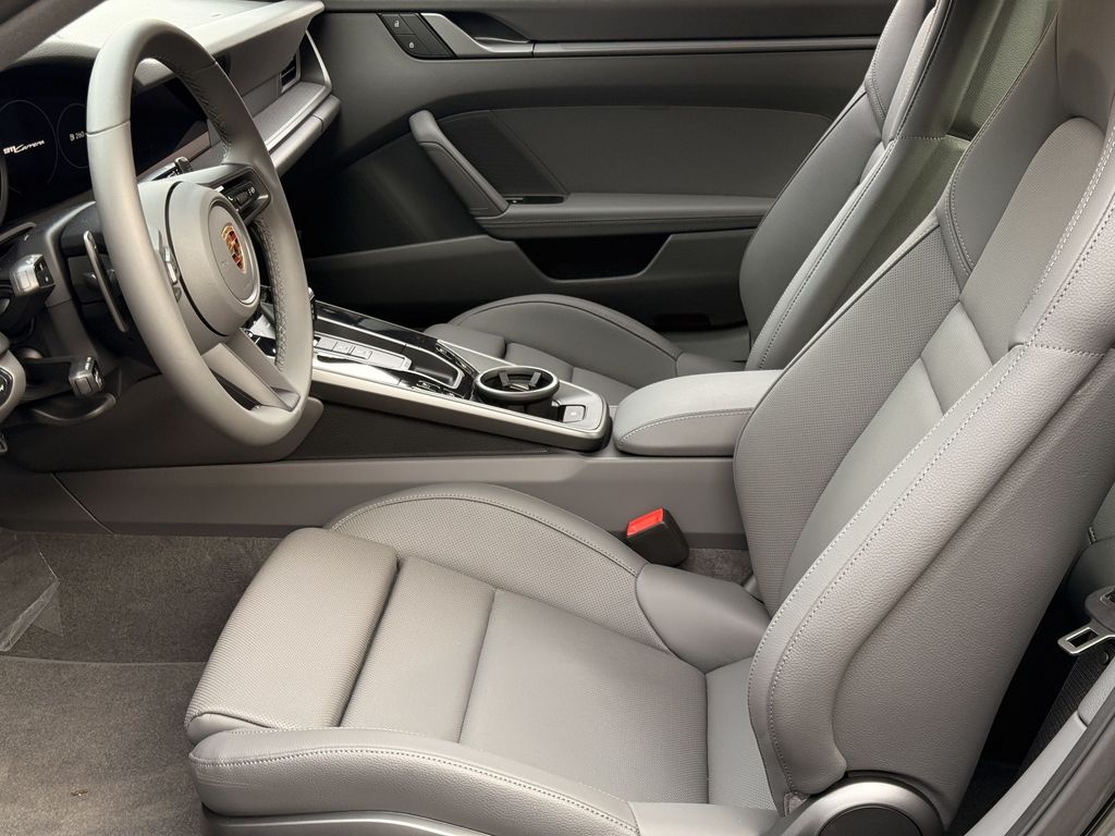 Porsche 992 2024
