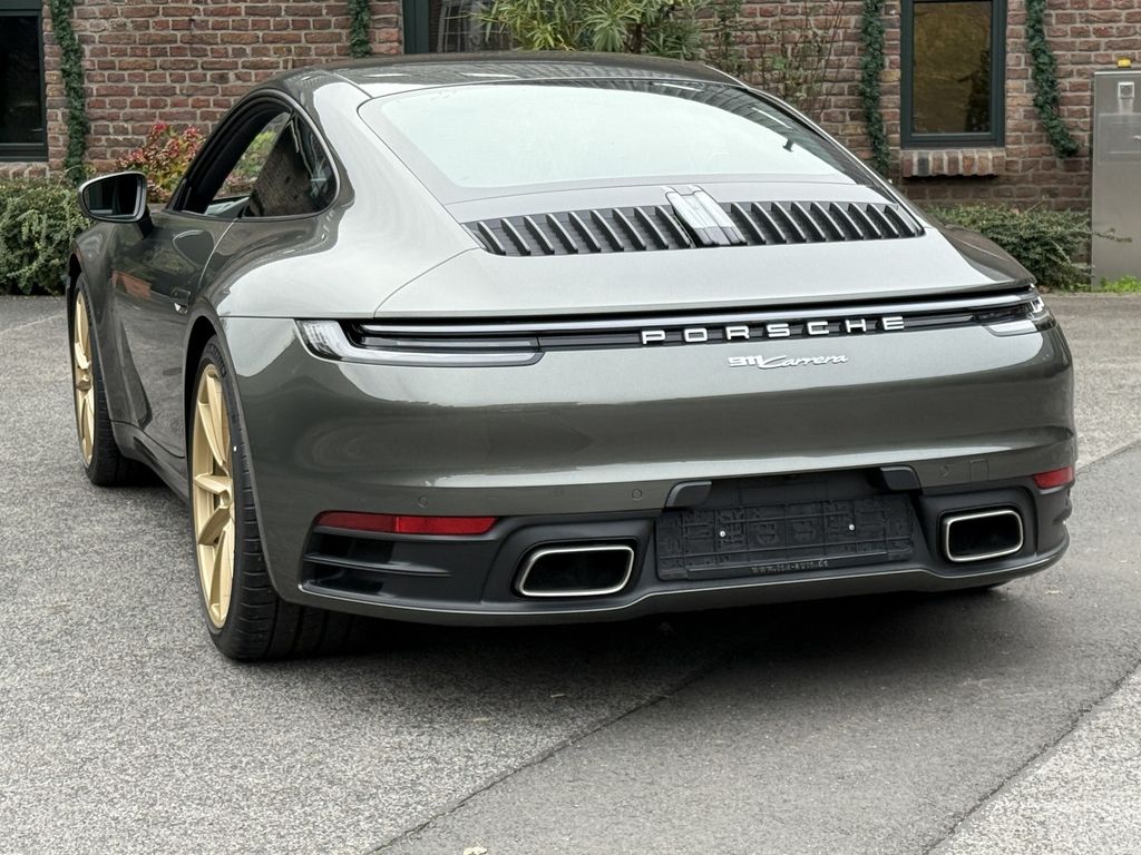 Porsche 992 2024
